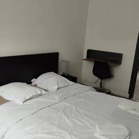 Apartment Pilier Rouge Avec Box Internet Fibre Brest